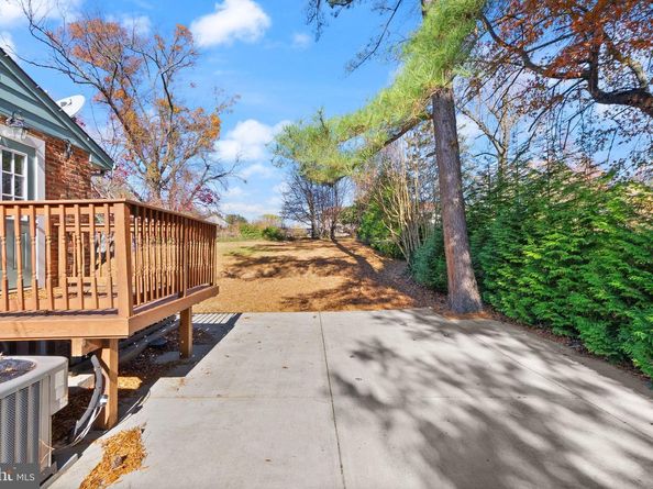 4211 Downing Street, Annandale VA 22003