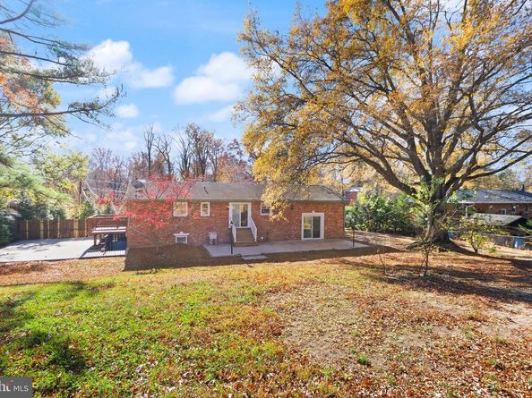 4211 Downing Street, Annandale VA 22003