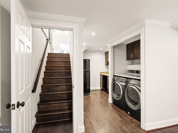 4211 Downing Street, Annandale VA 22003