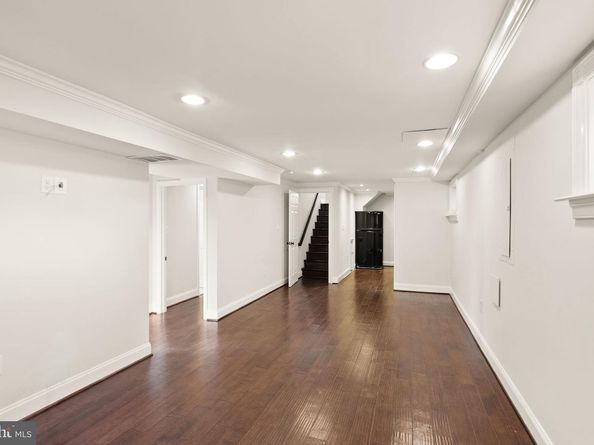 4211 Downing Street, Annandale VA 22003