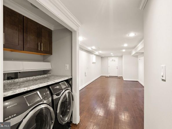 4211 Downing Street, Annandale VA 22003