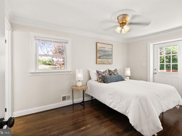 4211 Downing Street, Annandale VA 22003