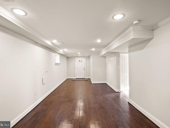 4211 Downing Street, Annandale VA 22003