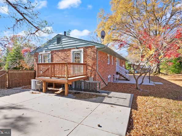 4211 Downing Street, Annandale VA 22003