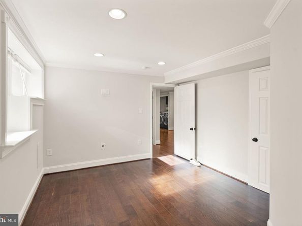 4211 Downing Street, Annandale VA 22003