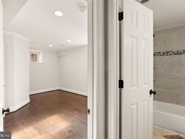 4211 Downing Street, Annandale VA 22003