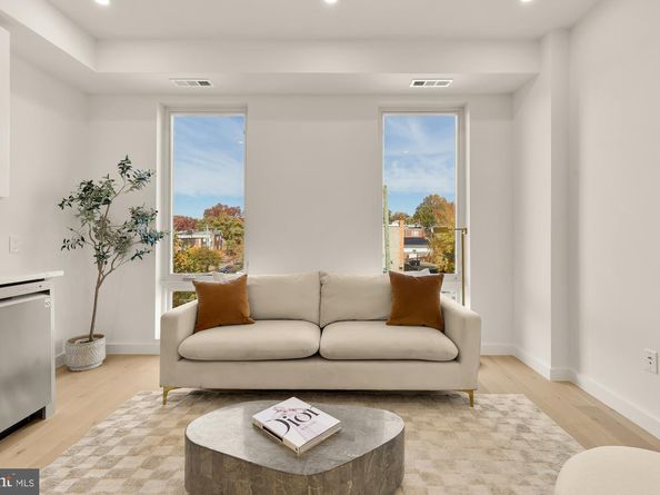 30 Kennedy Street NW 13, Washington DC 20011