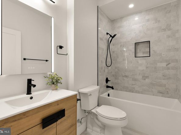 30 Kennedy Street NW 13, Washington DC 20011