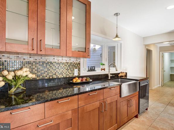 9720 Five Oaks Road, Fairfax VA 22031