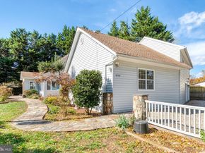 9720 Five Oaks Road, Fairfax VA 22031