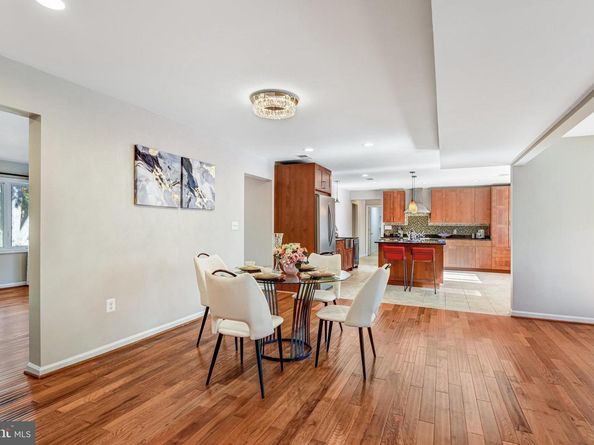 9720 Five Oaks Road, Fairfax VA 22031