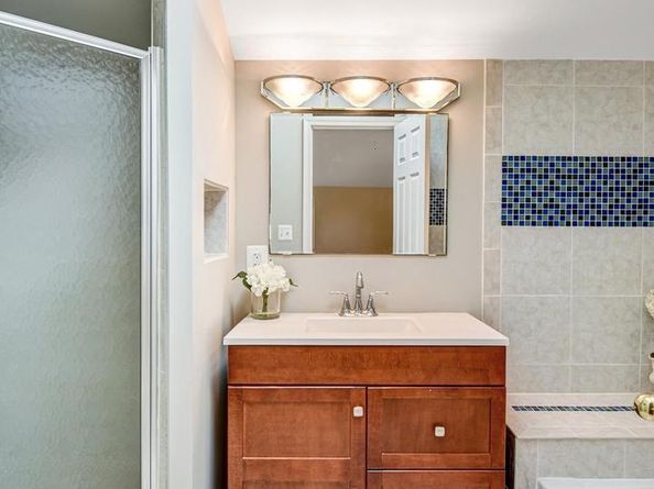 9720 Five Oaks Road, Fairfax VA 22031