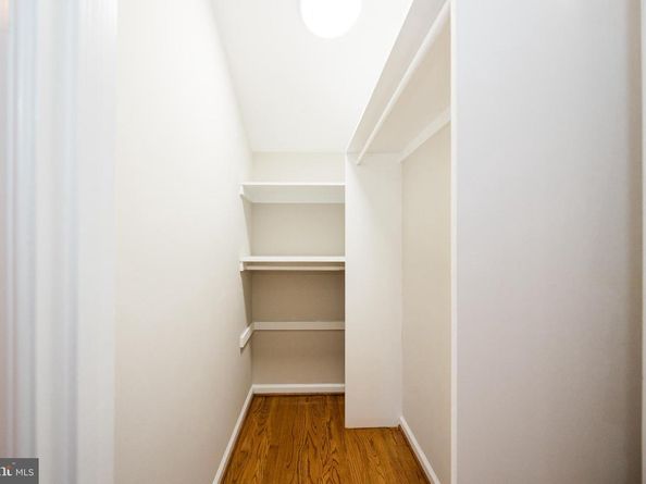 9720 Five Oaks Road, Fairfax VA 22031