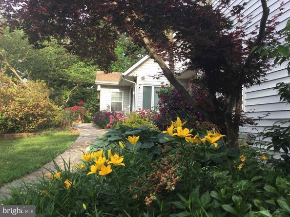 9720 Five Oaks Road, Fairfax VA 22031