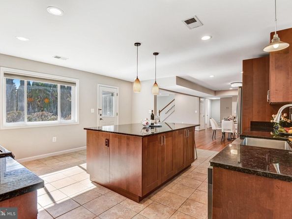 9720 Five Oaks Road, Fairfax VA 22031