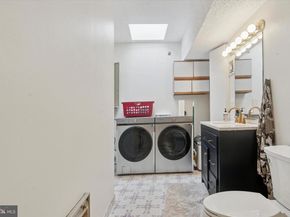 3900 Ford Road 23B, Philadelphia PA 19131