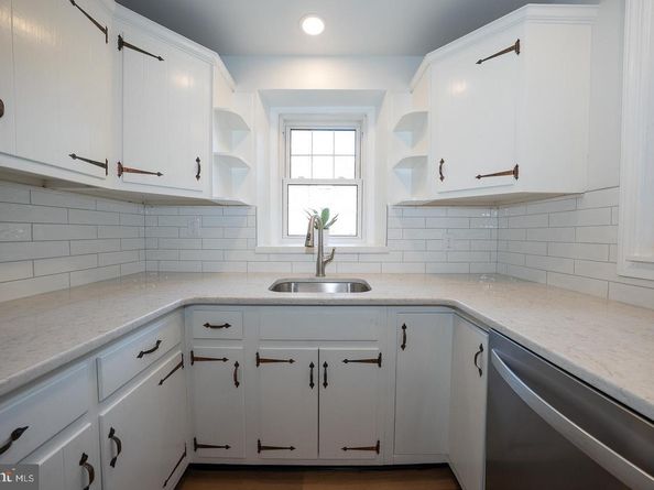 801 Penn Avenue, Drexel Hill PA 19026