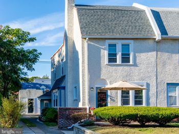 257 W Greenwood Avenue