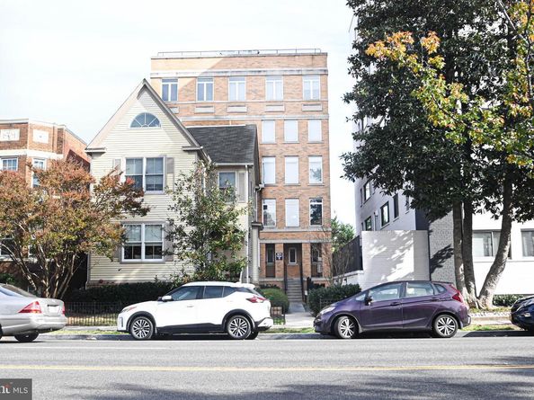 3211 Wisconsin Avenue NW 303, Washington DC 20016