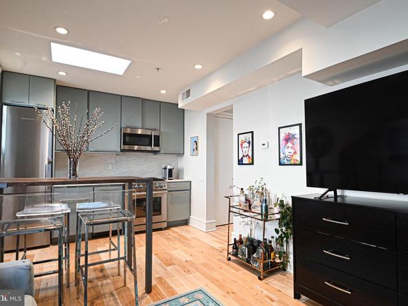 3211 Wisconsin Avenue NW 303, Washington DC 20016