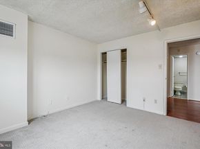 7420 Westlake Terrace 1008, Bethesda MD 20817