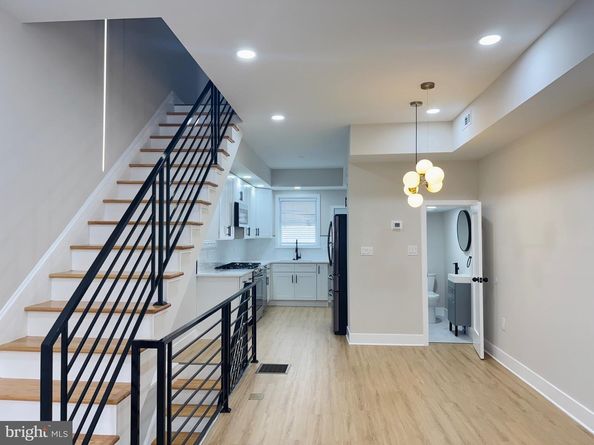 2426 S Juniper Street, Philadelphia PA 19148