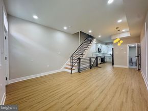 2426 S Juniper Street, Philadelphia PA 19148