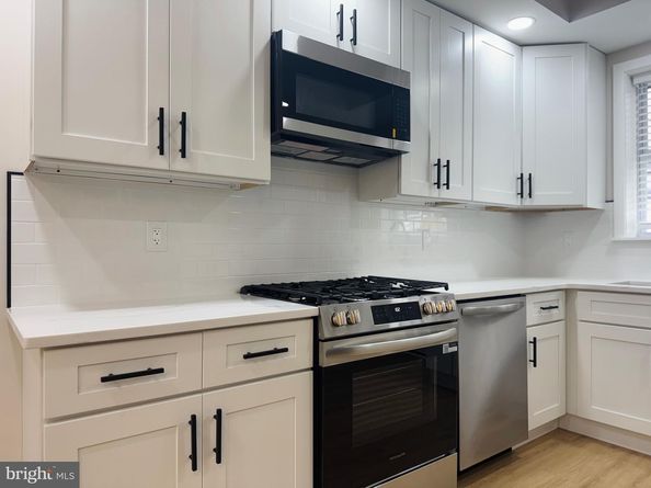 2426 S Juniper Street, Philadelphia PA 19148