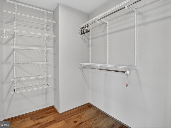 8220 Crestwood Heights Drive 712, Mclean VA 22102