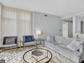8220 Crestwood Heights Drive 712, Mclean VA 22102