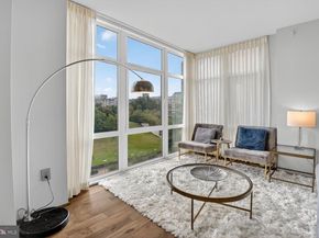 8220 Crestwood Heights Drive 712, Mclean VA 22102