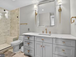 8220 Crestwood Heights Drive 712, Mclean VA 22102