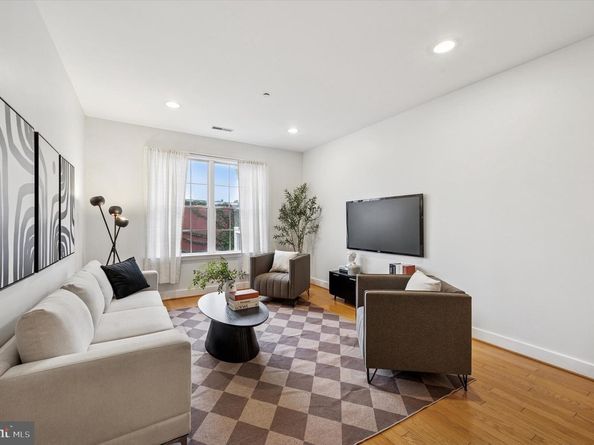 714 Bainbridge Street 9, Philadelphia PA 19147