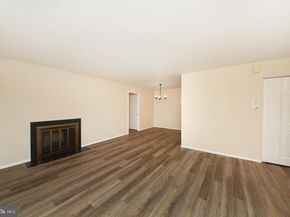 463 Old Forge Crossing 463, Devon PA 19333