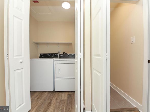 463 Old Forge Crossing 463, Devon PA 19333