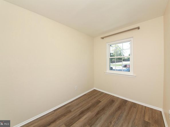 463 Old Forge Crossing 463, Devon PA 19333
