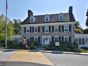 463 Old Forge Crossing 463, Devon PA 19333
