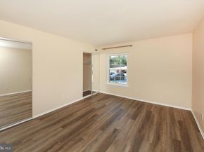463 Old Forge Crossing 463, Devon PA 19333