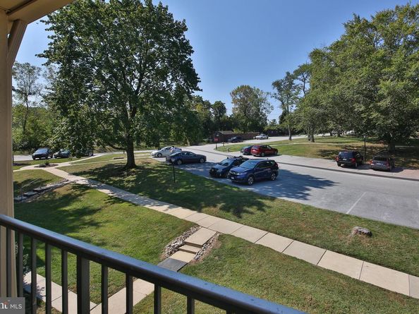463 Old Forge Crossing 463, Devon PA 19333