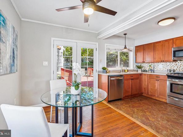 2329 N Edison Street, Arlington VA 22207