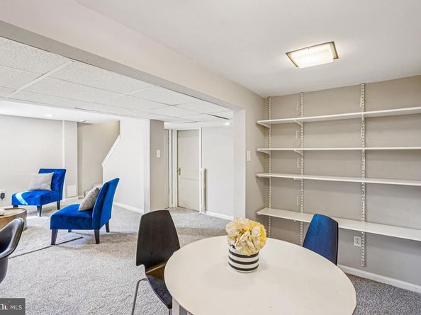 2329 N Edison Street, Arlington VA 22207