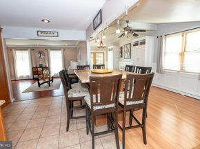 7 Canal Road, Levittown PA 19057