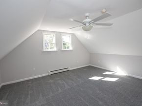 7 Canal Road, Levittown PA 19057