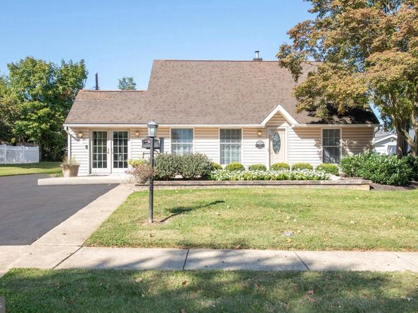 7 Canal Road, Levittown PA 19057