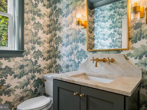 211 Wooded Way, Berwyn PA 19312