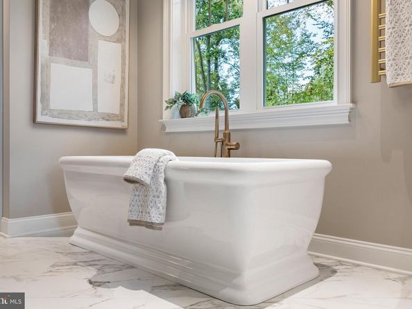 211 Wooded Way, Berwyn PA 19312