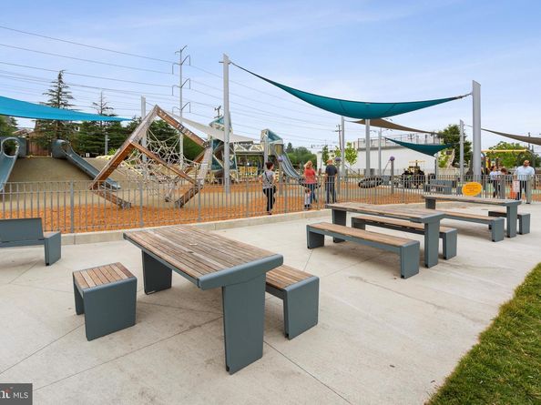 3519 Valley Drive, Alexandria VA 22302