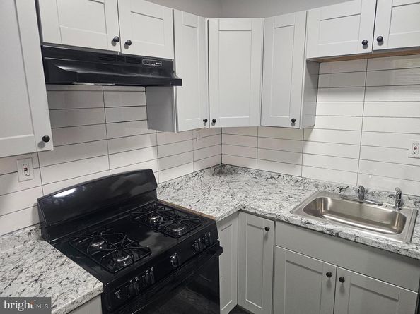 2918 N Taylor Street, Philadelphia PA 19132