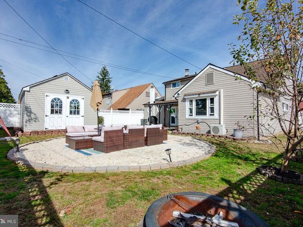 2824 Woodhaven Road, Philadelphia PA 19154