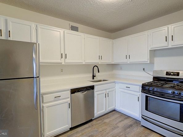 5225 Pooks Hill Road 324N, Bethesda MD 20814